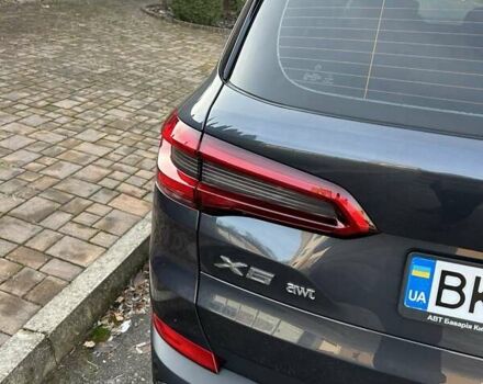 Серый БМВ Х5, объемом двигателя 2.99 л и пробегом 130 тыс. км за 50500 $, фото 4 на Automoto.ua
