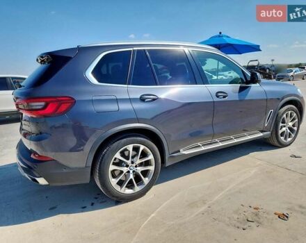 Серый БМВ Х5, объемом двигателя 3 л и пробегом 115 тыс. км за 18000 $, фото 3 на Automoto.ua