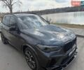 Серый БМВ Х5, объемом двигателя 3 л и пробегом 80 тыс. км за 58000 $, фото 1 на Automoto.ua