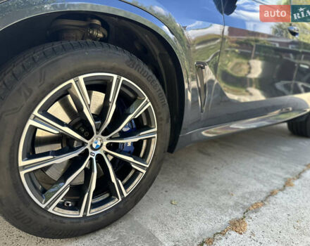 Сірий БМВ Х5, об'ємом двигуна 2.99 л та пробігом 114 тис. км за 68000 $, фото 36 на Automoto.ua