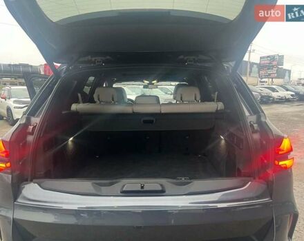 Серый БМВ Х5, объемом двигателя 3 л и пробегом 145 тыс. км за 48000 $, фото 32 на Automoto.ua