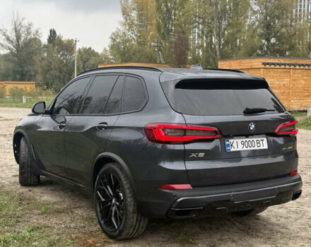 Серый БМВ Х5, объемом двигателя 3 л и пробегом 160 тыс. км за 50000 $, фото 4 на Automoto.ua