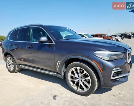 Серый БМВ Х5, объемом двигателя 3 л и пробегом 115 тыс. км за 18000 $, фото 1 на Automoto.ua