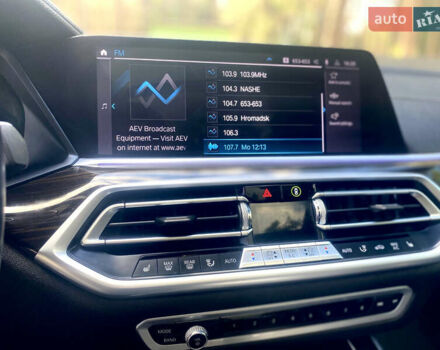 Серый БМВ Х5, объемом двигателя 3 л и пробегом 115 тыс. км за 44000 $, фото 10 на Automoto.ua