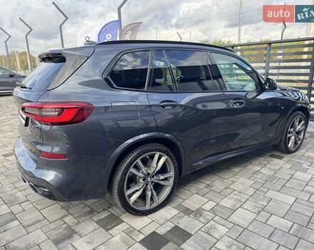 Серый БМВ Х5, объемом двигателя 3 л и пробегом 143 тыс. км за 71900 $, фото 2 на Automoto.ua