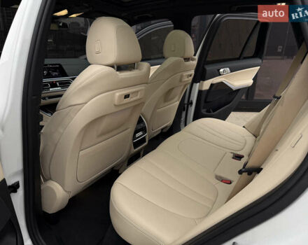 Серый БМВ Х5, объемом двигателя 3 л и пробегом 160 тыс. км за 41500 $, фото 24 на Automoto.ua