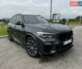 Серый БМВ Х5, объемом двигателя 3 л и пробегом 220 тыс. км за 50000 $, фото 1 на Automoto.ua