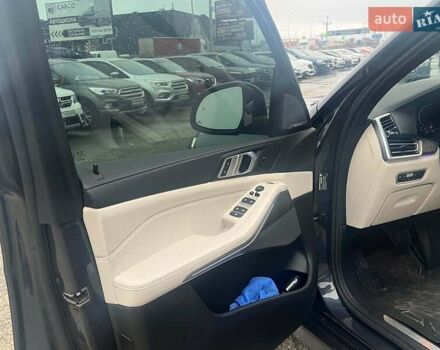 Серый БМВ Х5, объемом двигателя 3 л и пробегом 145 тыс. км за 48000 $, фото 16 на Automoto.ua