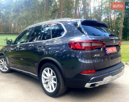 Серый БМВ Х5, объемом двигателя 3 л и пробегом 115 тыс. км за 44000 $, фото 4 на Automoto.ua