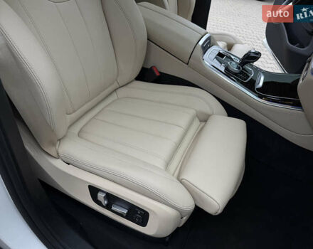 Серый БМВ Х5, объемом двигателя 3 л и пробегом 160 тыс. км за 41500 $, фото 30 на Automoto.ua