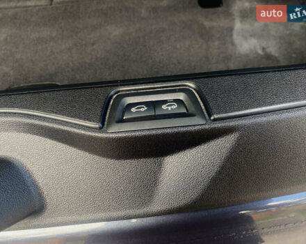 Серый БМВ Х5, объемом двигателя 3 л и пробегом 115 тыс. км за 44000 $, фото 17 на Automoto.ua