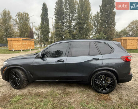 Серый БМВ Х5, объемом двигателя 3 л и пробегом 160 тыс. км за 50000 $, фото 5 на Automoto.ua
