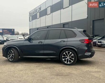 Серый БМВ Х5, объемом двигателя 3 л и пробегом 145 тыс. км за 48000 $, фото 4 на Automoto.ua