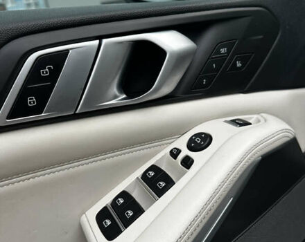 Серый БМВ Х5, объемом двигателя 3 л и пробегом 220 тыс. км за 50000 $, фото 16 на Automoto.ua