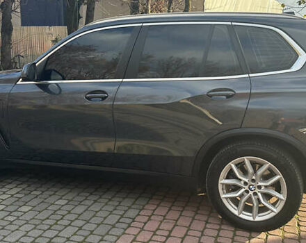 Серый БМВ Х5, объемом двигателя 0 л и пробегом 150 тыс. км за 55000 $, фото 4 на Automoto.ua