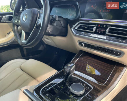 Серый БМВ Х5, объемом двигателя 3 л и пробегом 187 тыс. км за 38100 $, фото 25 на Automoto.ua