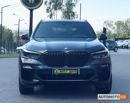 Серый БМВ Х5, объемом двигателя 3 л и пробегом 19 тыс. км за 57000 $, фото 1 на Automoto.ua