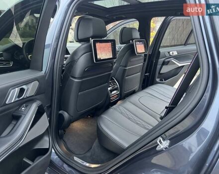 Серый БМВ Х5, объемом двигателя 3 л и пробегом 133 тыс. км за 58000 $, фото 19 на Automoto.ua