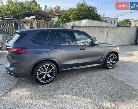 Серый БМВ Х5, объемом двигателя 4.4 л и пробегом 50 тыс. км за 100000 $, фото 4 на Automoto.ua