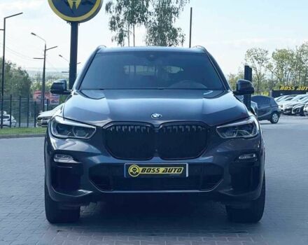 Серый БМВ Х5, объемом двигателя 3 л и пробегом 19 тыс. км за 57000 $, фото 1 на Automoto.ua