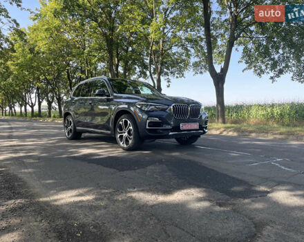 Серый БМВ Х5, объемом двигателя 3 л и пробегом 187 тыс. км за 38100 $, фото 3 на Automoto.ua