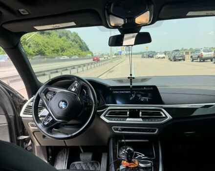 Серый БМВ Х5, объемом двигателя 3 л и пробегом 110 тыс. км за 53000 $, фото 12 на Automoto.ua