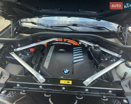 Серый БМВ Х5, объемом двигателя 0 л и пробегом 150 тыс. км за 55000 $, фото 7 на Automoto.ua