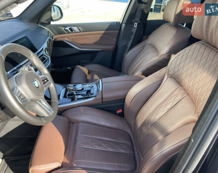 Серый БМВ Х5, объемом двигателя 4.4 л и пробегом 50 тыс. км за 100000 $, фото 10 на Automoto.ua