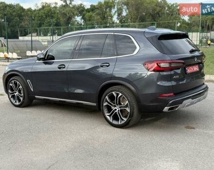 Серый БМВ Х5, объемом двигателя 3 л и пробегом 41 тыс. км за 48500 $, фото 5 на Automoto.ua