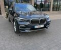 Серый БМВ Х5, объемом двигателя 3 л и пробегом 177 тыс. км за 49800 $, фото 1 на Automoto.ua