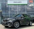 Серый БМВ Х5, объемом двигателя 2 л и пробегом 157 тыс. км за 42000 $, фото 1 на Automoto.ua