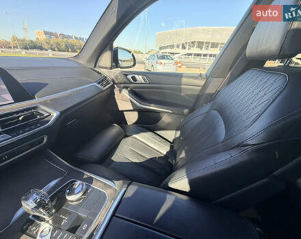 Серый БМВ Х5, объемом двигателя 3 л и пробегом 65 тыс. км за 57900 $, фото 24 на Automoto.ua