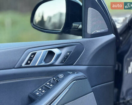 Серый БМВ Х5, объемом двигателя 2.99 л и пробегом 66 тыс. км за 73000 $, фото 28 на Automoto.ua