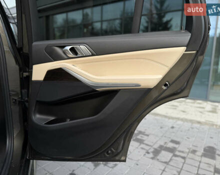 Серый БМВ Х5, объемом двигателя 3 л и пробегом 11 тыс. км за 59999 $, фото 63 на Automoto.ua