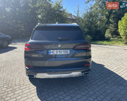 Серый БМВ Х5, объемом двигателя 3 л и пробегом 41 тыс. км за 61000 $, фото 15 на Automoto.ua