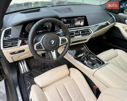 Серый БМВ Х5, объемом двигателя 3 л и пробегом 11 тыс. км за 59999 $, фото 32 на Automoto.ua