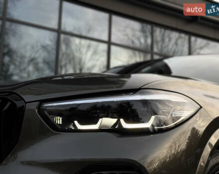 Серый БМВ Х5, объемом двигателя 3 л и пробегом 11 тыс. км за 59999 $, фото 3 на Automoto.ua