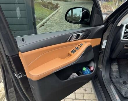 Серый БМВ Х5, объемом двигателя 2 л и пробегом 116 тыс. км за 55000 $, фото 8 на Automoto.ua