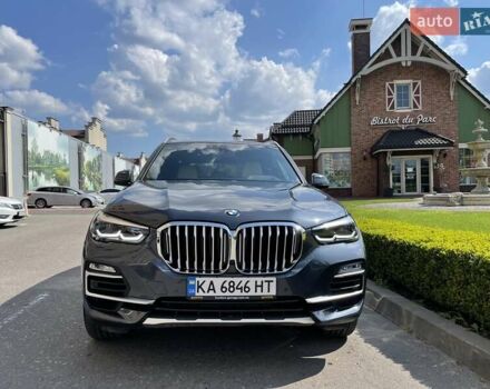 Серый БМВ Х5, объемом двигателя 3 л и пробегом 13 тыс. км за 73700 $, фото 1 на Automoto.ua