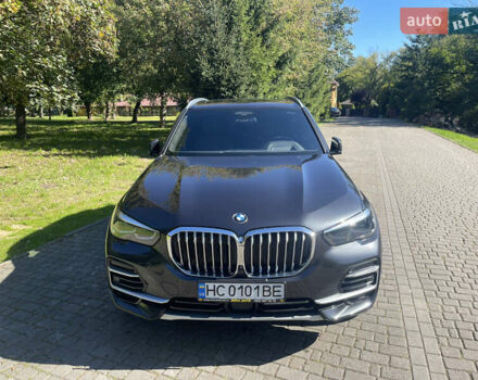 Серый БМВ Х5, объемом двигателя 3 л и пробегом 41 тыс. км за 61000 $, фото 8 на Automoto.ua