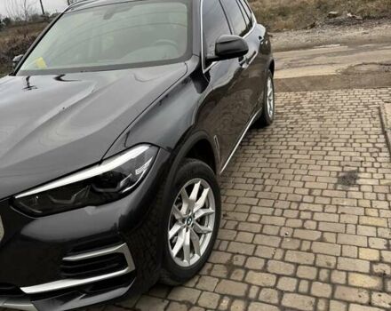 Серый БМВ Х5, объемом двигателя 2 л и пробегом 116 тыс. км за 55000 $, фото 1 на Automoto.ua