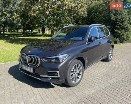 Серый БМВ Х5, объемом двигателя 3 л и пробегом 41 тыс. км за 61000 $, фото 9 на Automoto.ua