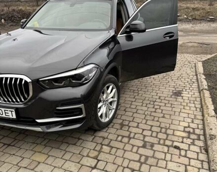 Серый БМВ Х5, объемом двигателя 2 л и пробегом 116 тыс. км за 55000 $, фото 2 на Automoto.ua