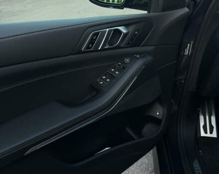 Серый БМВ Х5, объемом двигателя 3 л и пробегом 76 тыс. км за 66500 $, фото 4 на Automoto.ua