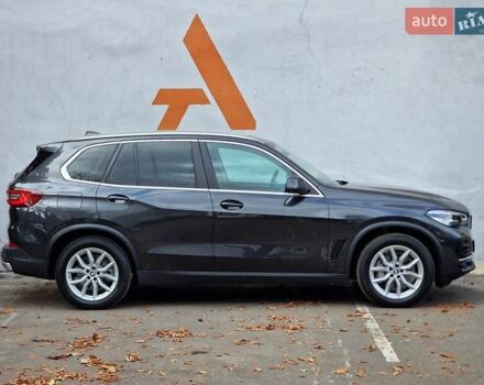 Серый БМВ Х5, объемом двигателя 2.99 л и пробегом 35 тыс. км за 74990 $, фото 20 на Automoto.ua