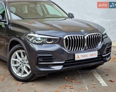 Серый БМВ Х5, объемом двигателя 2.99 л и пробегом 35 тыс. км за 74990 $, фото 19 на Automoto.ua