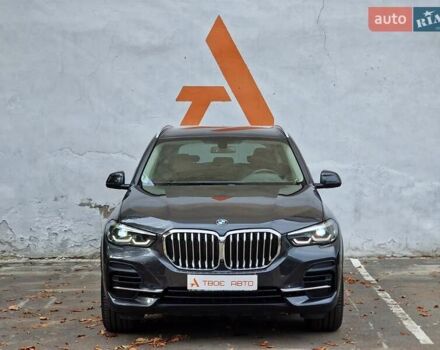 Серый БМВ Х5, объемом двигателя 2.99 л и пробегом 35 тыс. км за 74990 $, фото 1 на Automoto.ua