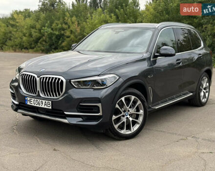 Серый БМВ Х5, объемом двигателя 3 л и пробегом 31 тыс. км за 79000 $, фото 31 на Automoto.ua