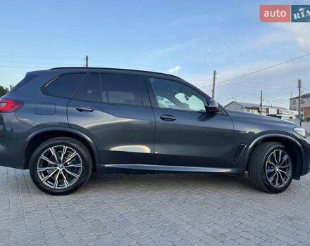 Серый БМВ Х5, объемом двигателя 3 л и пробегом 31 тыс. км за 79000 $, фото 6 на Automoto.ua