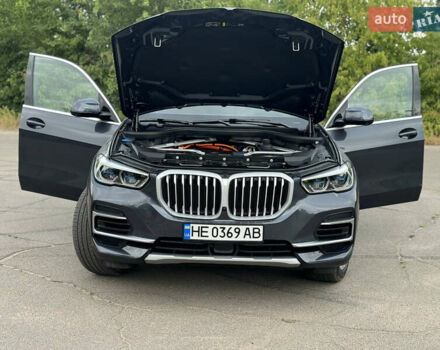 Серый БМВ Х5, объемом двигателя 3 л и пробегом 31 тыс. км за 79000 $, фото 51 на Automoto.ua